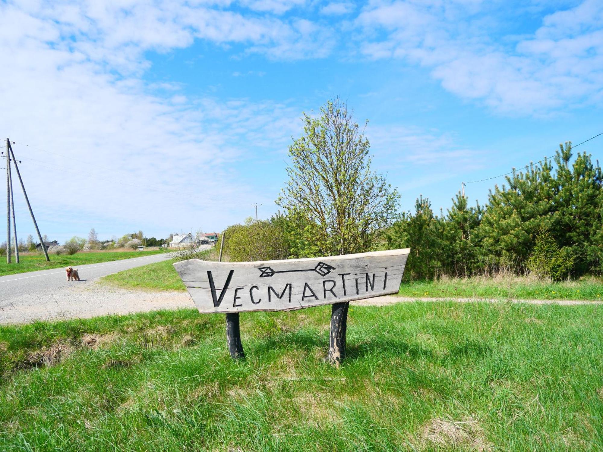 Ferienwohnung Vecmartini Pape Exterior foto